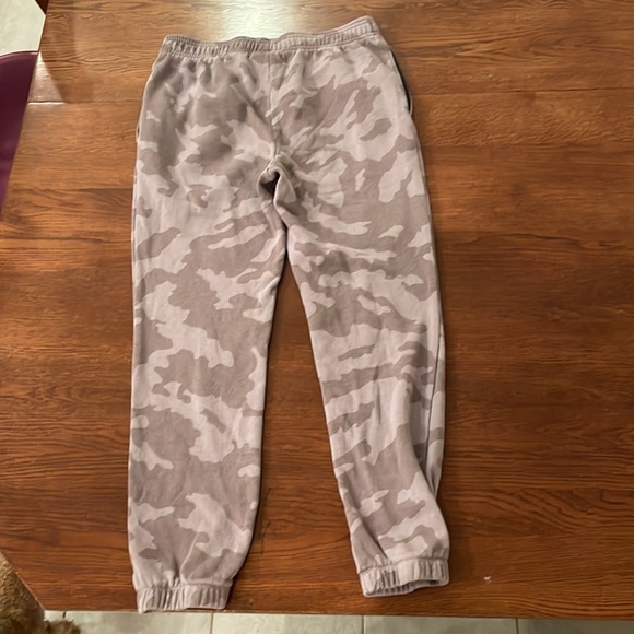 Under armour sweat pants - Picture 2 of 5